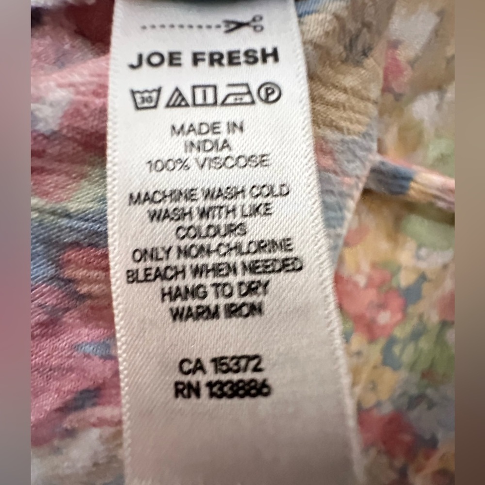 5/$25 Joe Fresh Wrap Tie Dress - Picture 5 of 9